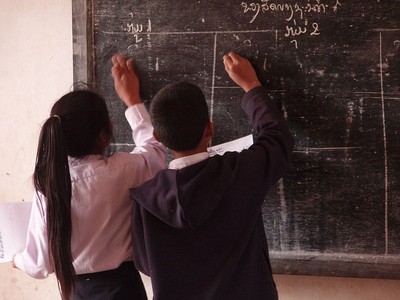 800px-Blackboard_Laos.jpg