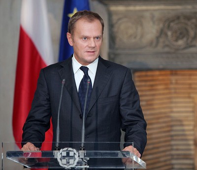 695px-Donald_Tusk_3.jpg
