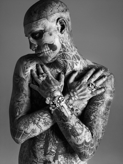 Zombie-Boy-by-Mateusz-Stankiewicz-for-Fashion-Magazine-DesignSceneNet-02a.jpg