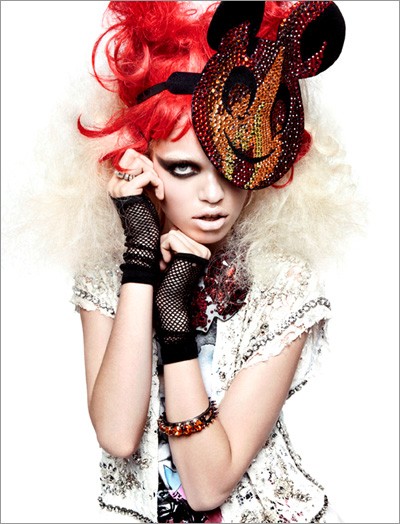 Daphne-Groeneveld-by-Greg-Kadel-for-Numero-DesignSceneNet-10a.jpg